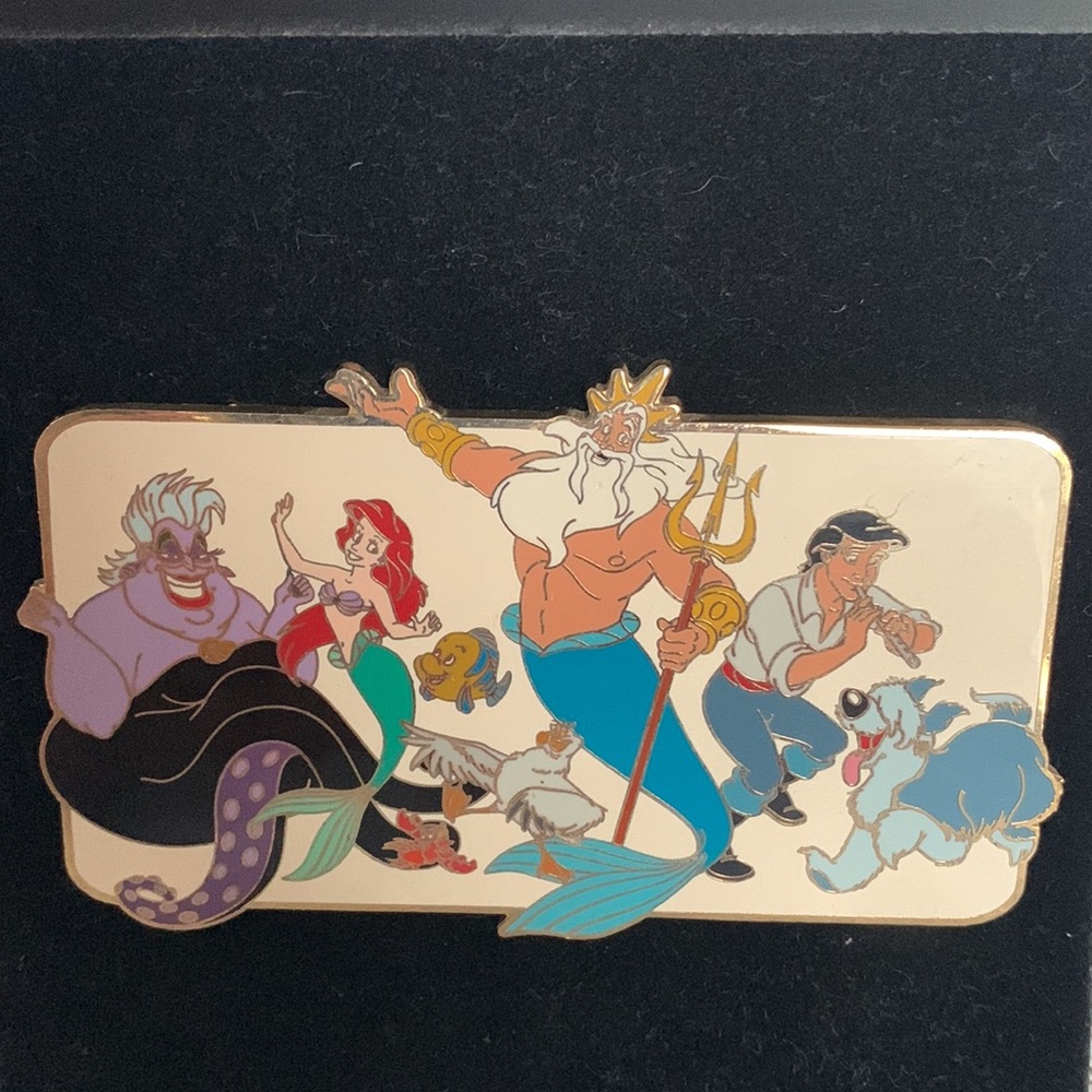 DISNEY PIN LE 100 LITTLE MERMAID CAST JUMBO - Picture 2 of 10